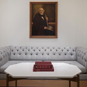Queen Suite